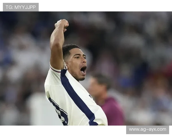 贝林厄姆突破后迅速分球,英格兰实施高压控制